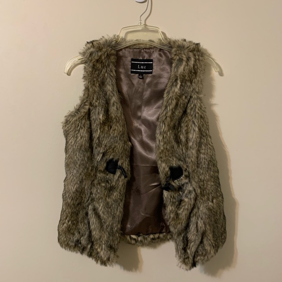 Faux Fur Vest by LUZ size Small - Picture 2 of 16